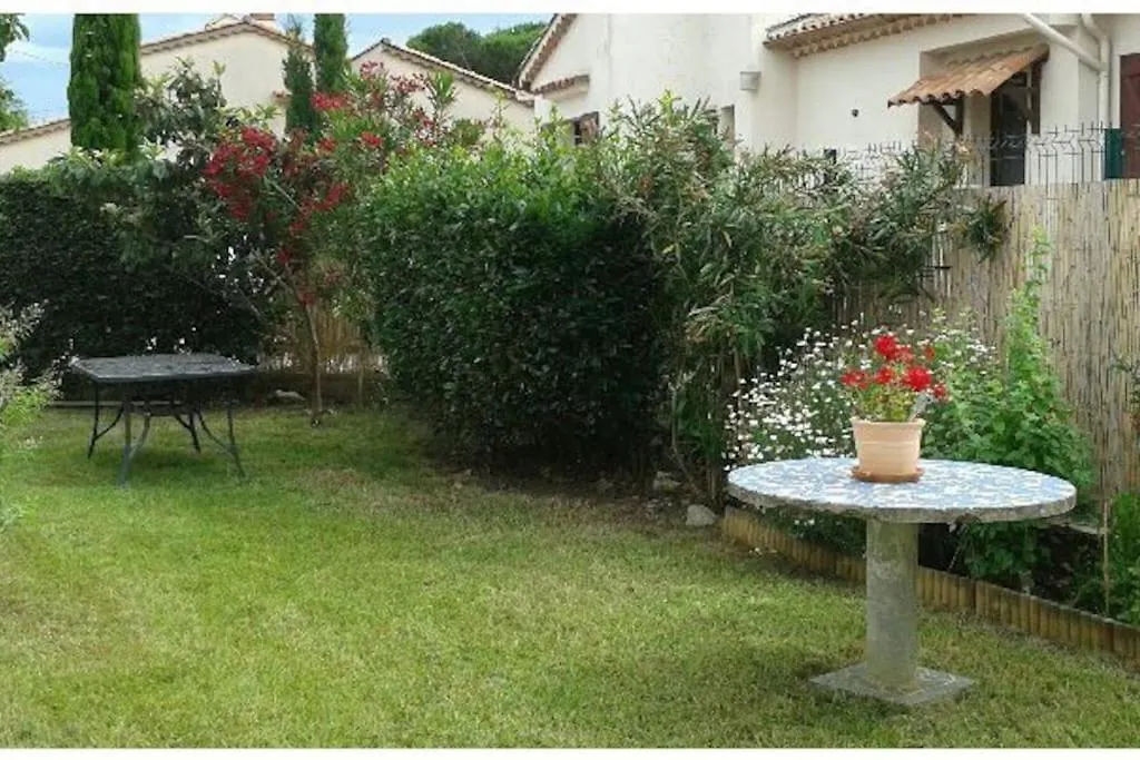 Maison Classee Meuble 3 Etoiles, Proche Mer. Sainte-Maxime Holiday home